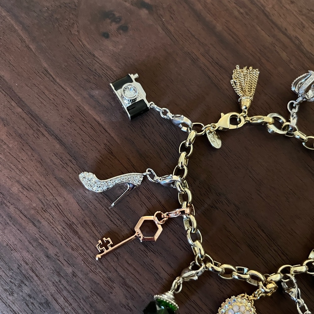 Origami owl bracelet in tone gold and silver/ 12 charms - Picture 5 of 15